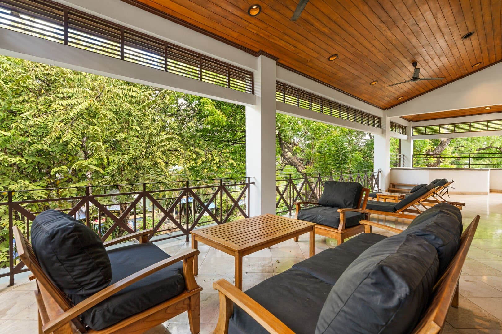 Ibis Condo #10 - Image 27