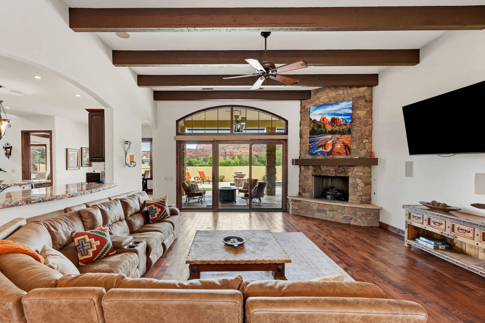 Sedona Tuscan Retreat - Image 4