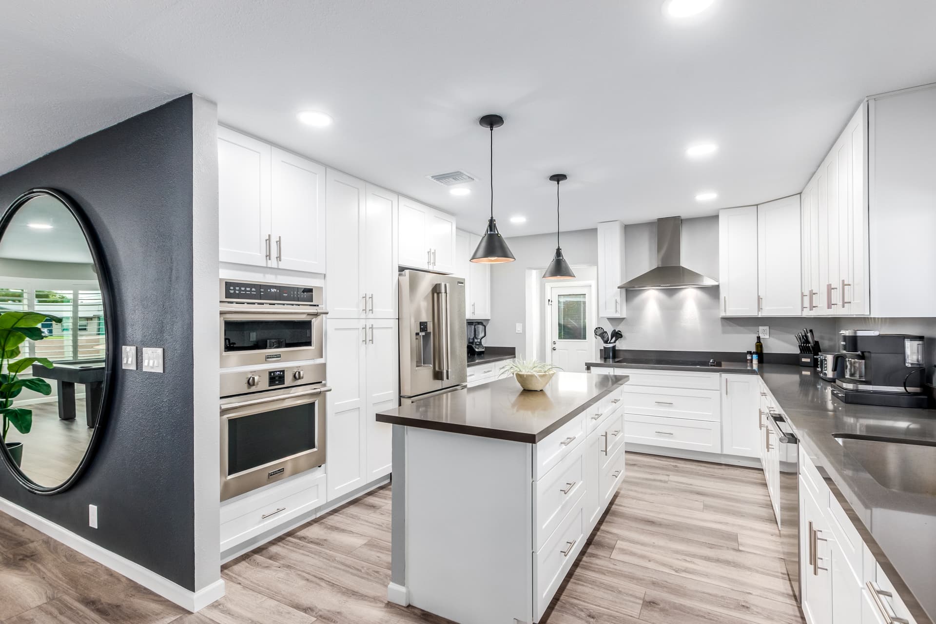 Monterey Retreat - Image 25