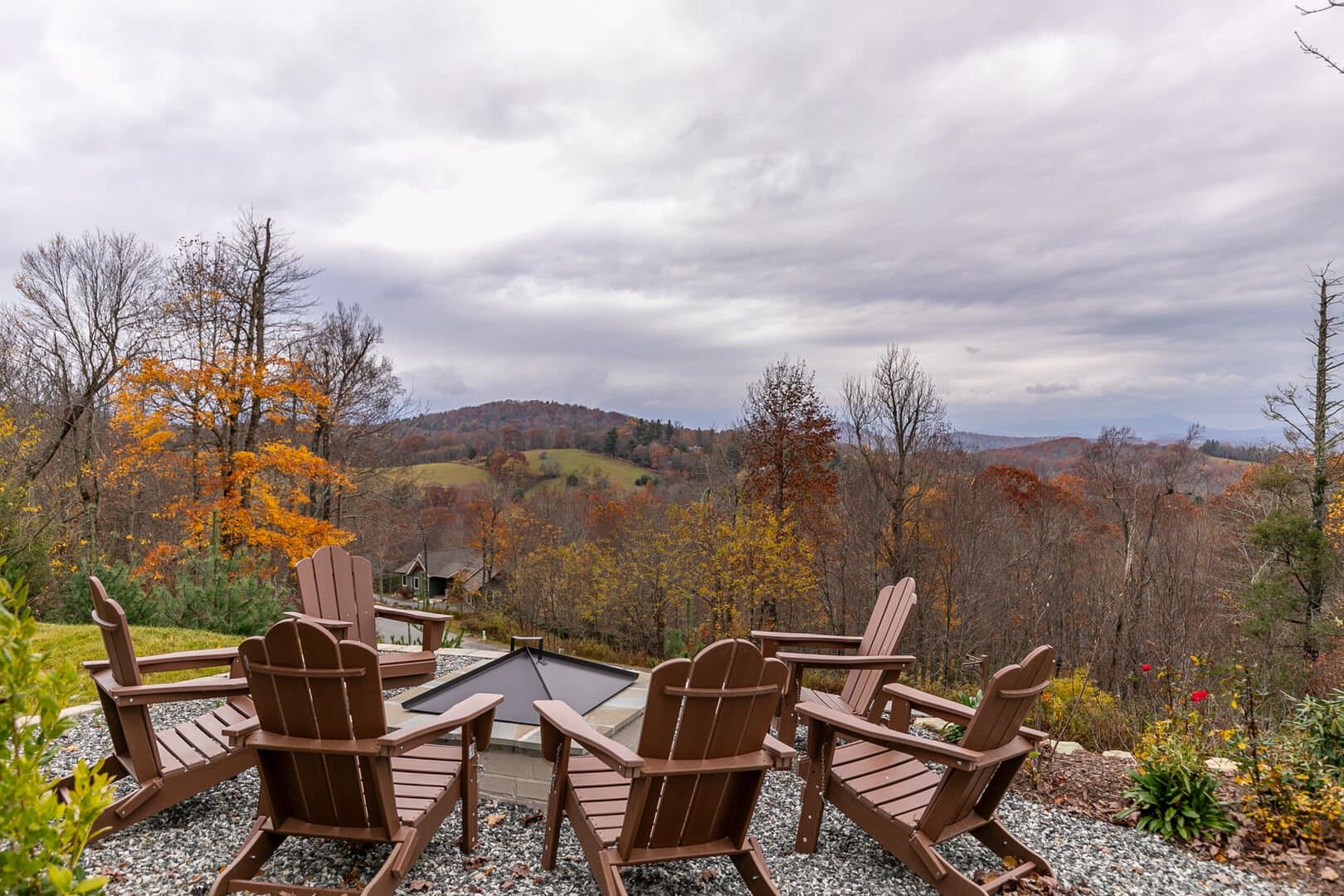 Antler Trail Lodge - Image 3