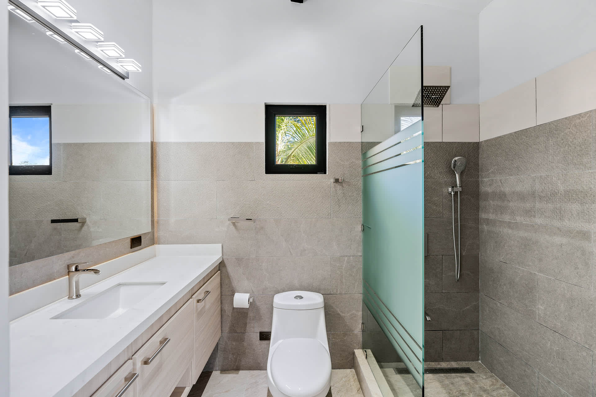 Mansion Elena - Image 18