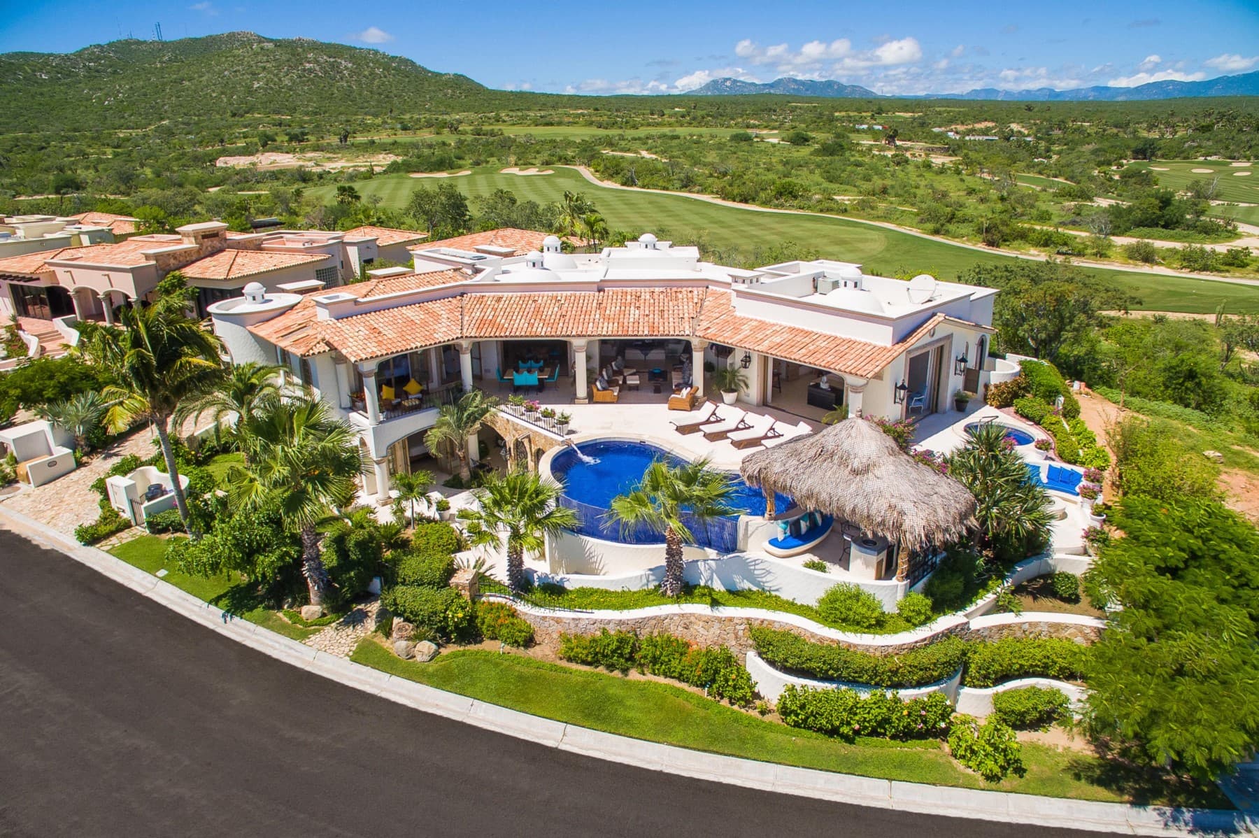 Dos Casas Estate - Image 1