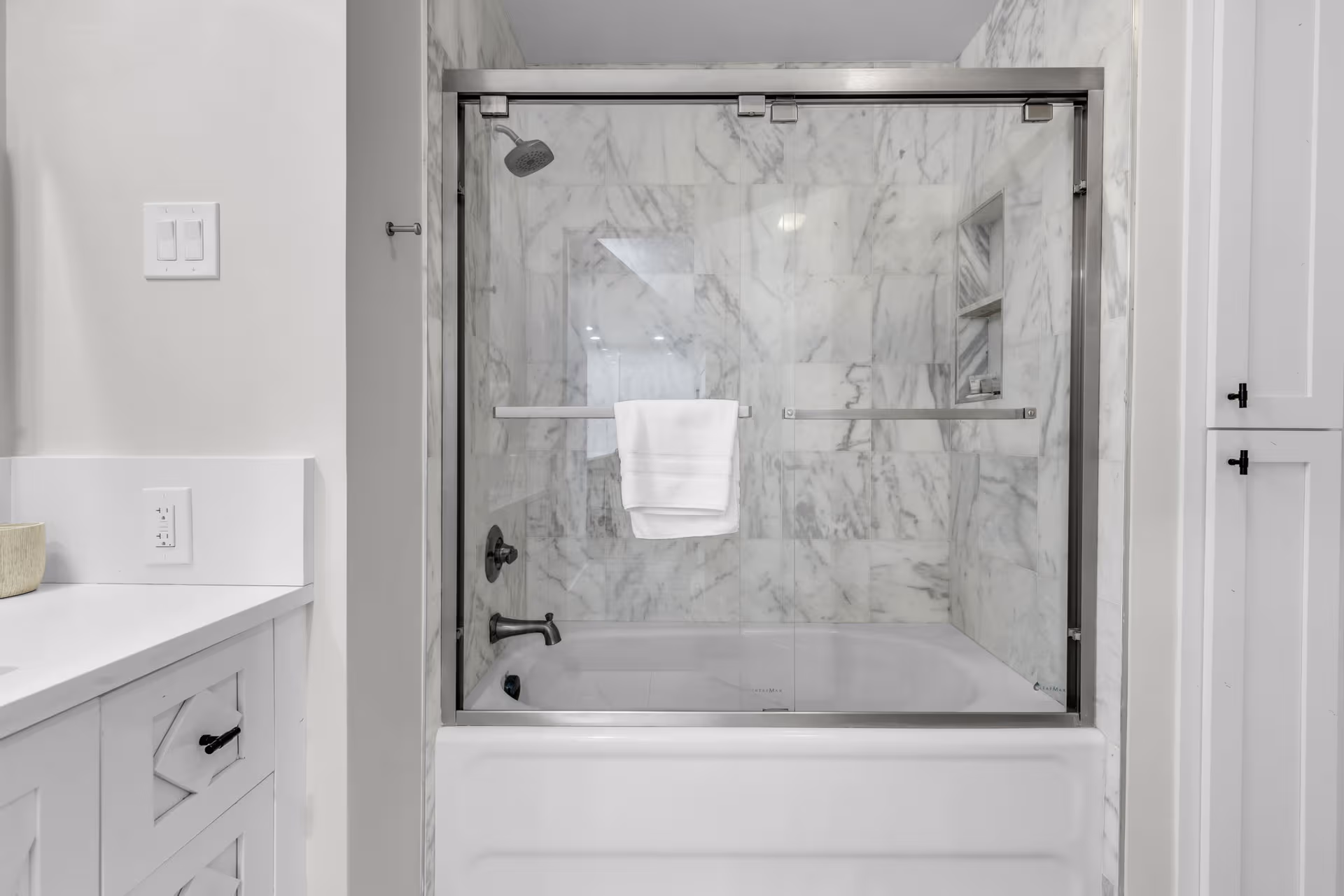 Radiant Loft - Image 19