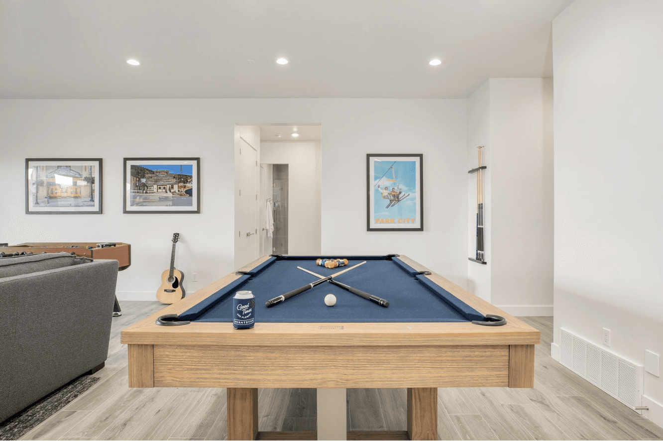 Mountain Lover - Image 20