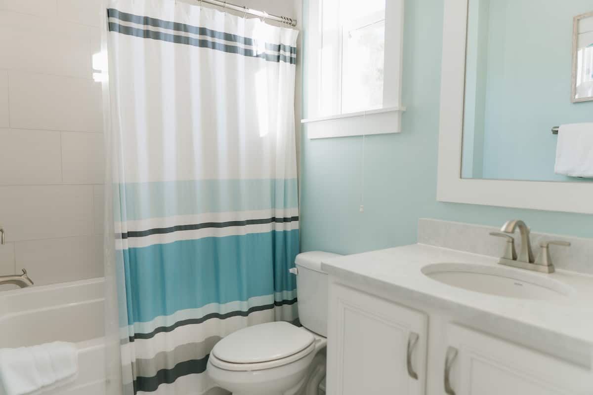 Serenity by the Sea - Image 26