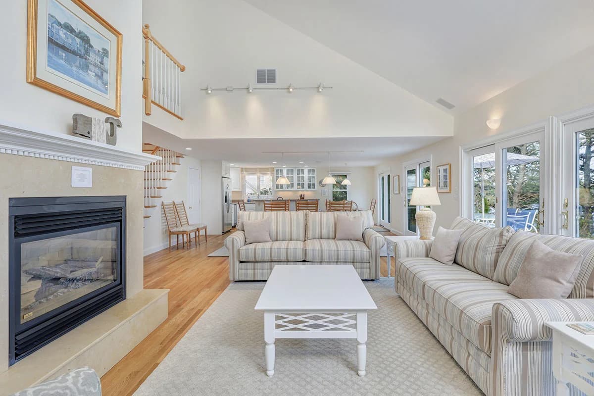 Pond Perch - Image 5