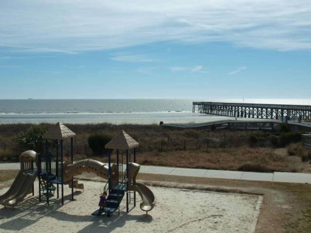 Ocean Boulevard Residence - Image 35