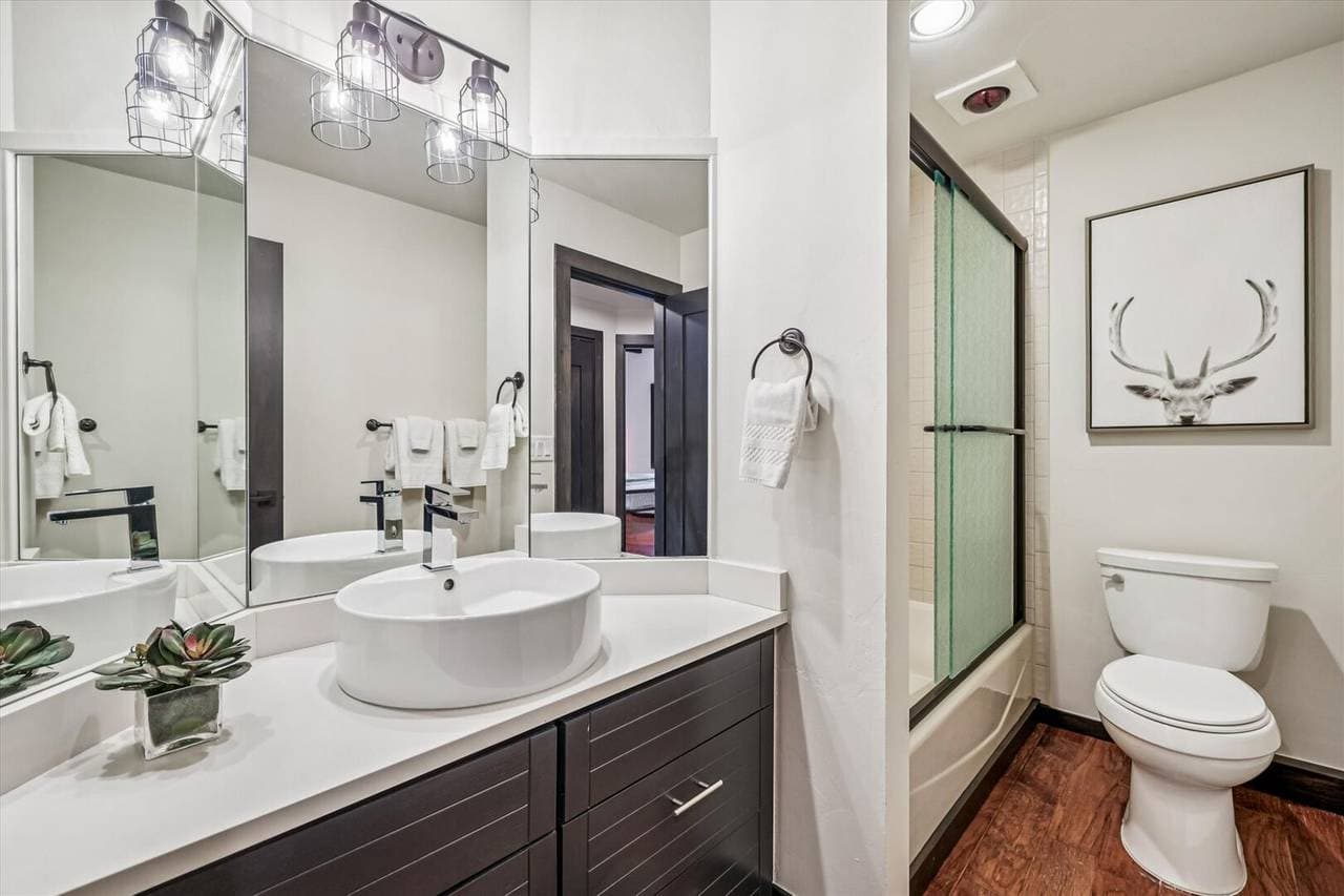 Summit Solitude Estate - Image 36