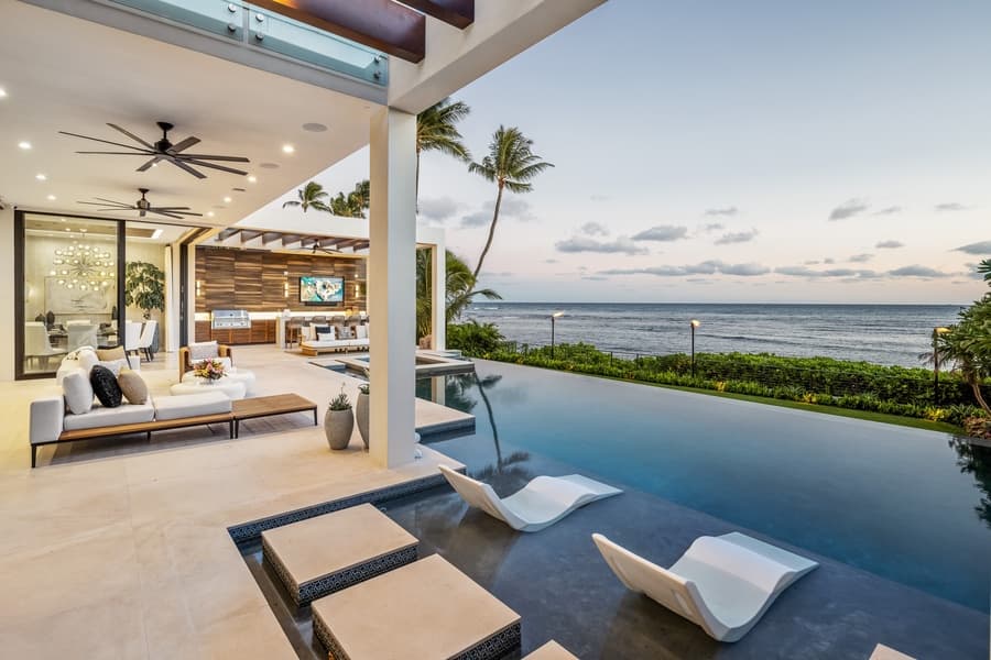 Diamond Head Grand Escape - Image 29