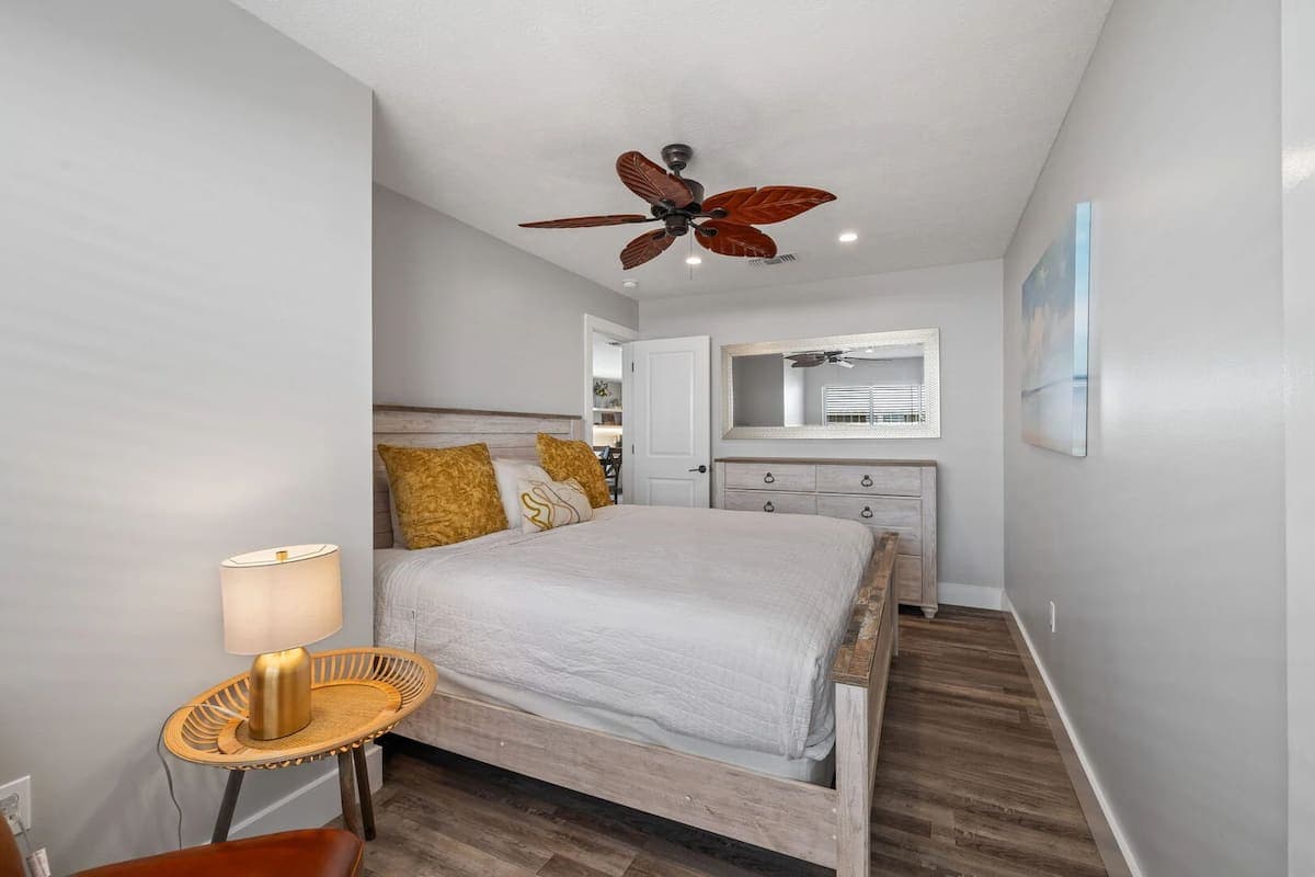 G By The Sea - Image 16