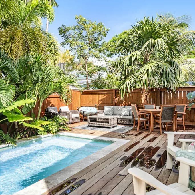 Let's Flamingo - Image 1