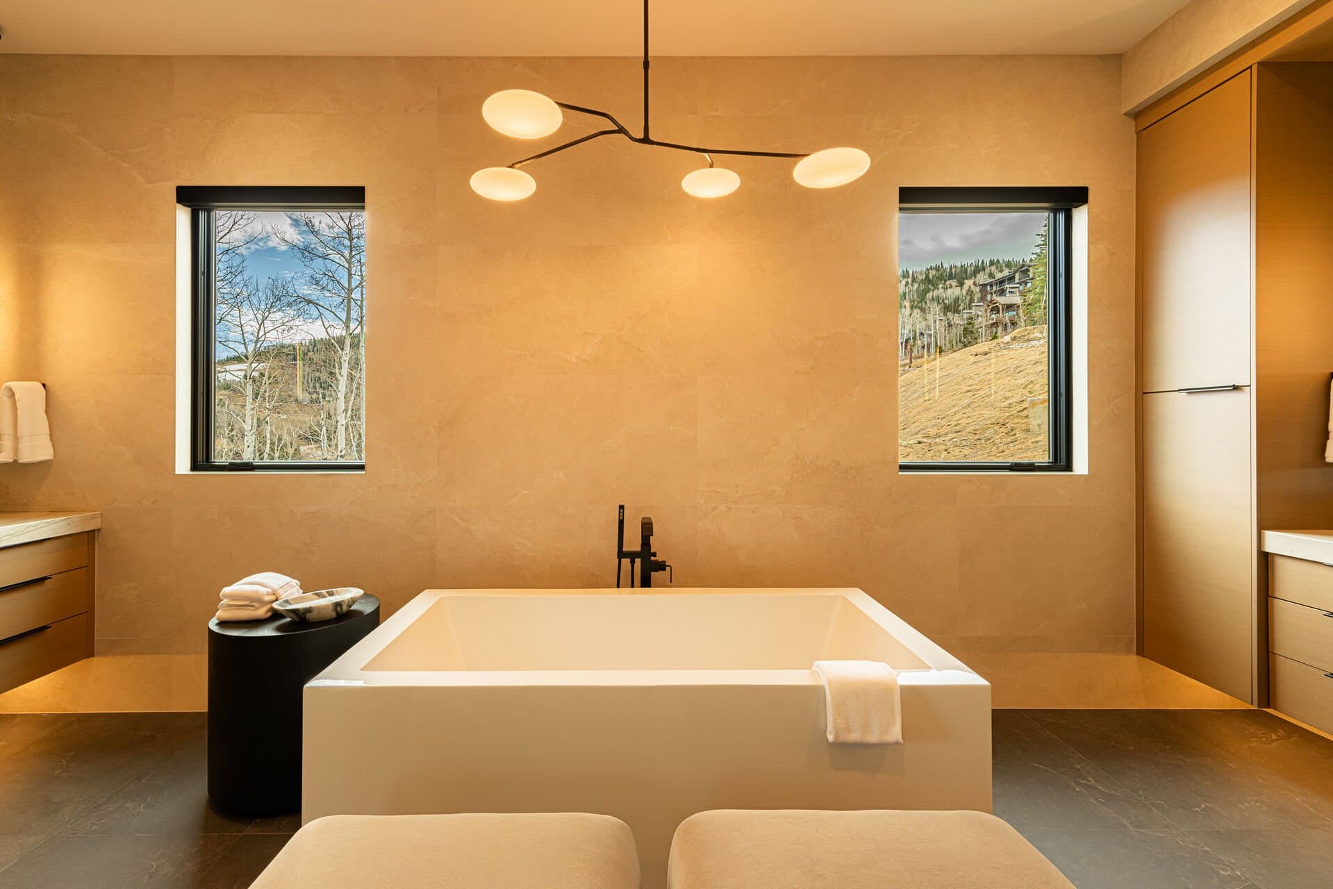 Luxe at Moonshadow - Image 47