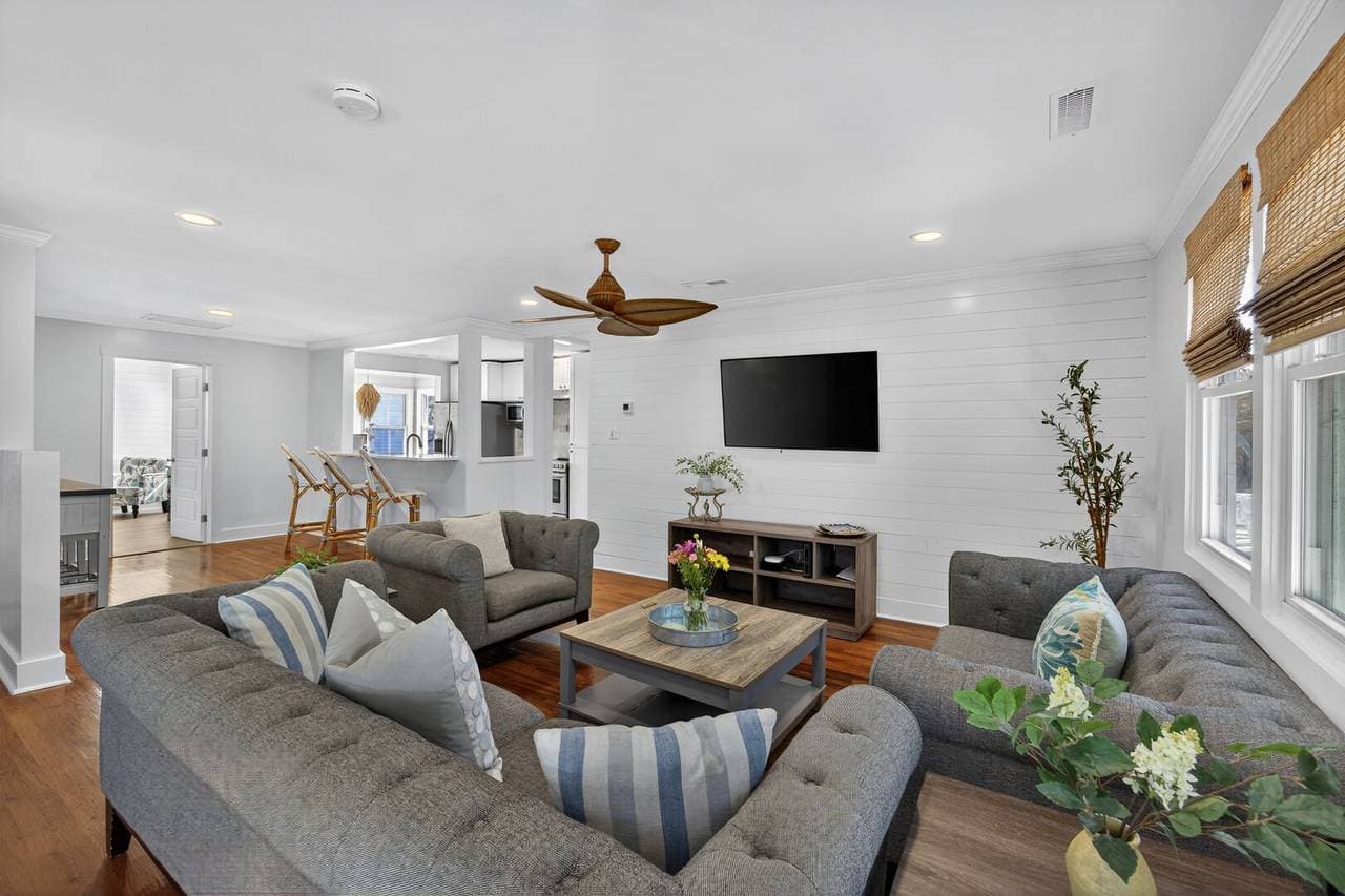 Isleview Escape - Image 2