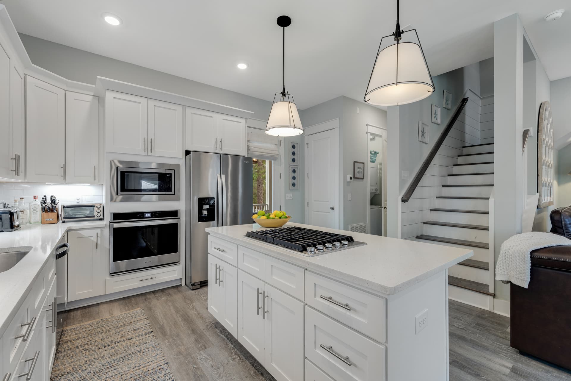 Porches N' Paradise House - Image 7