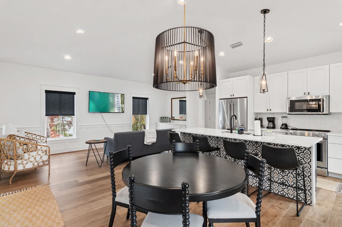 Caspian Blue Carriage - Image 5