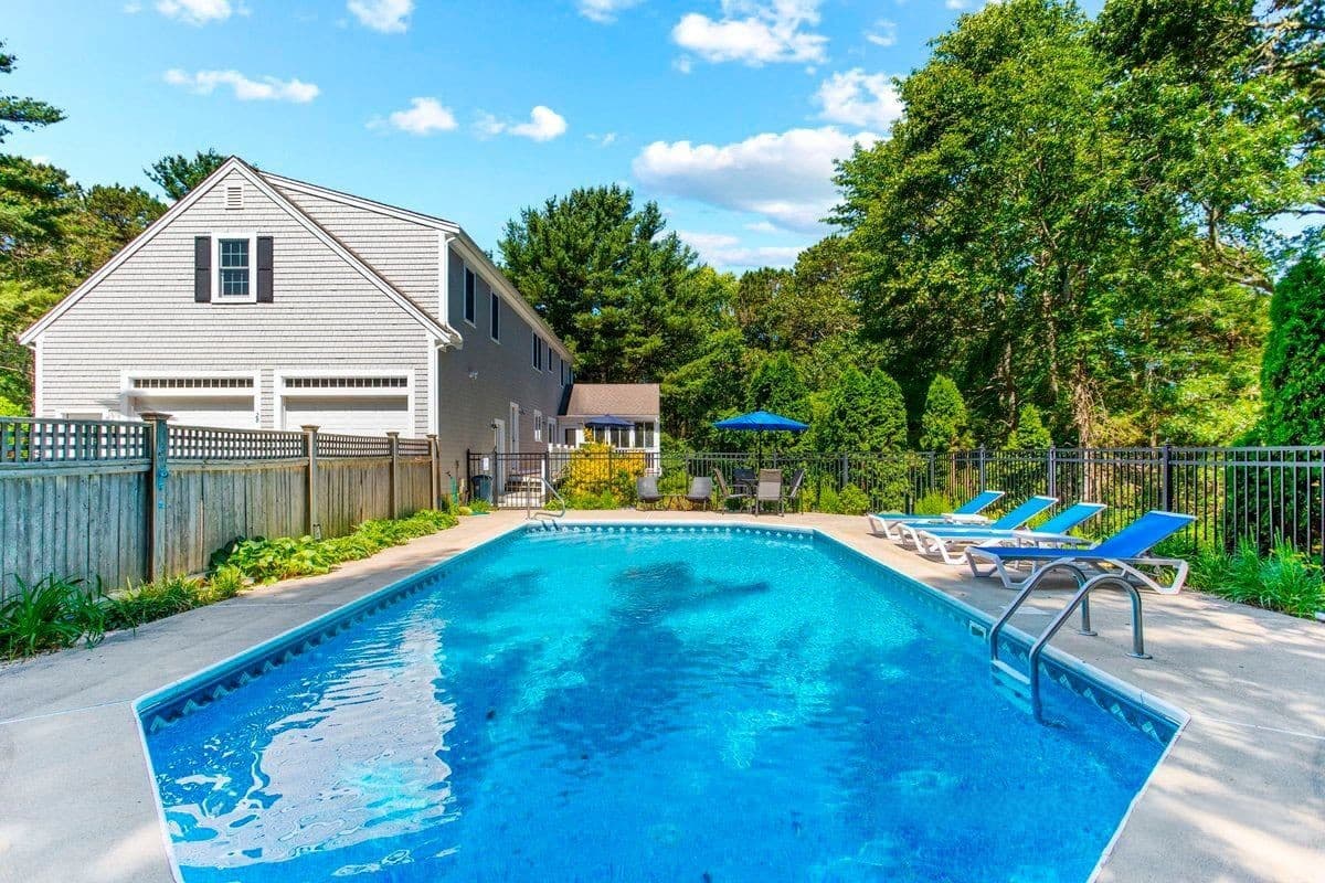 Escape House - Image 2