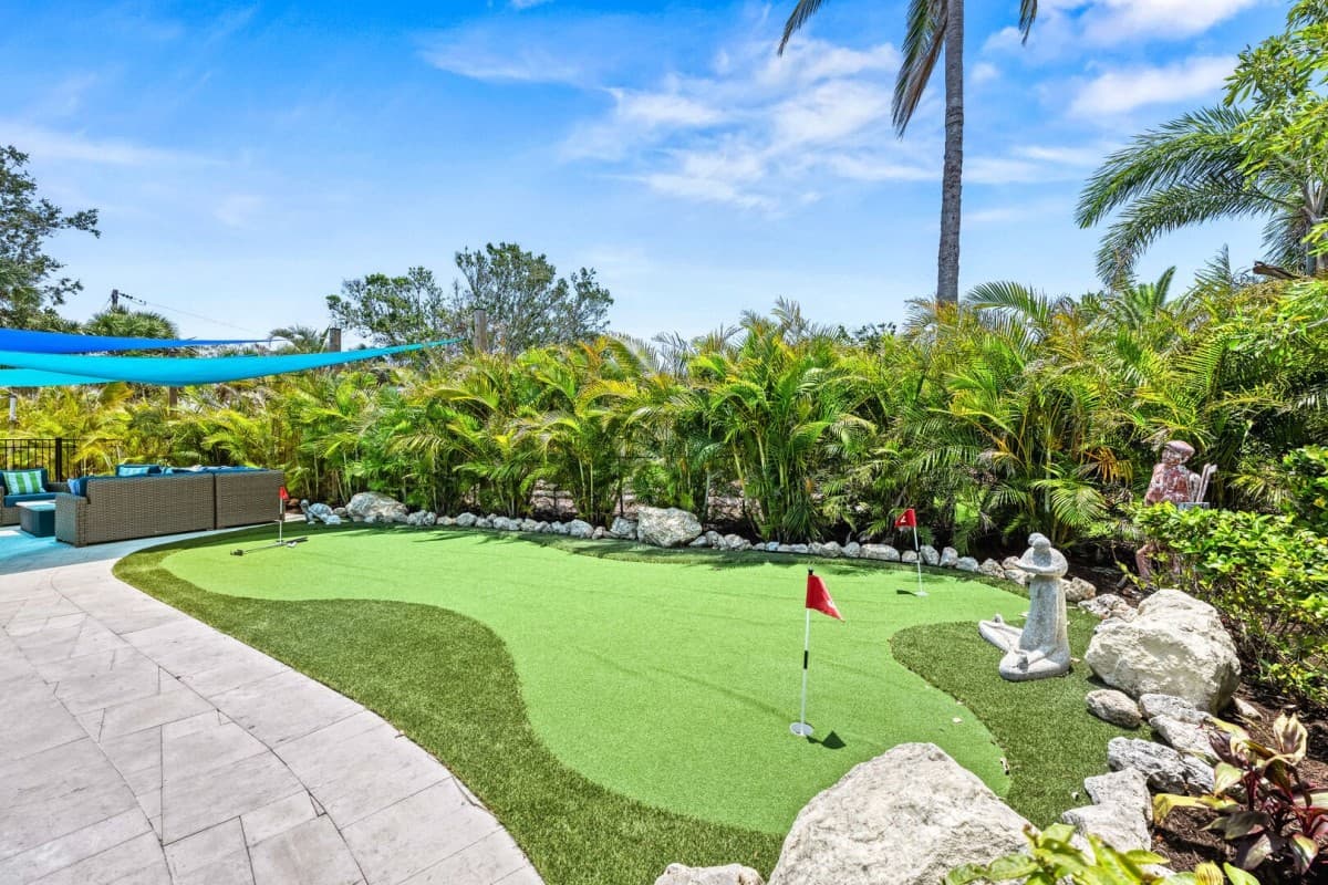 Beach Palm House - Image 41