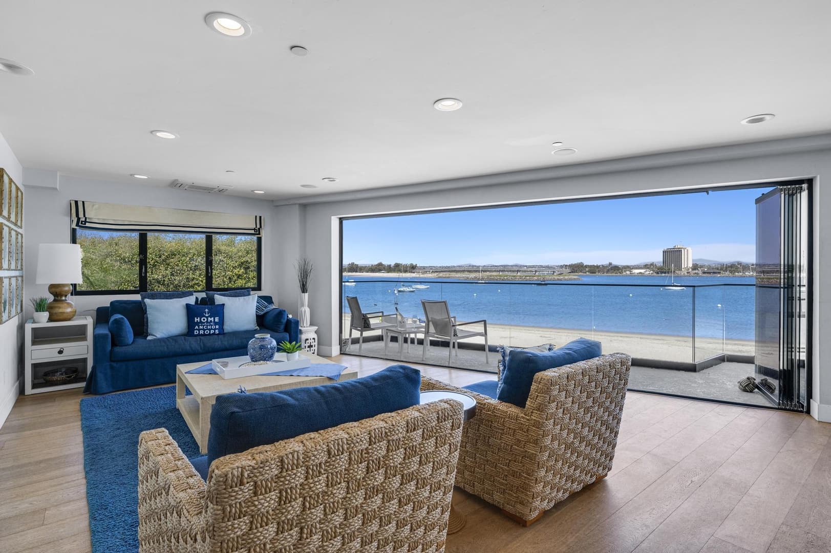 Bayside Retreat - Image 2