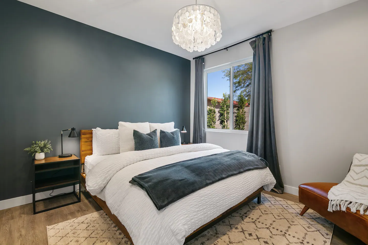 Opulent Haven - Image 14