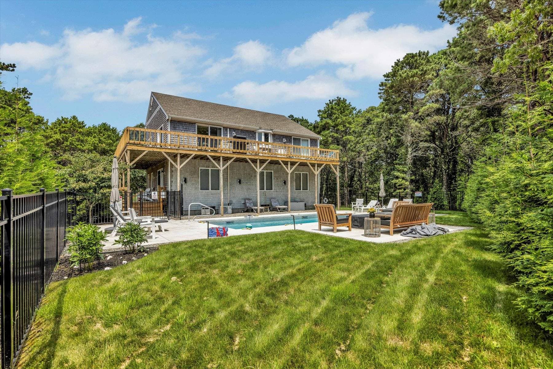Great Island Home - Image 2