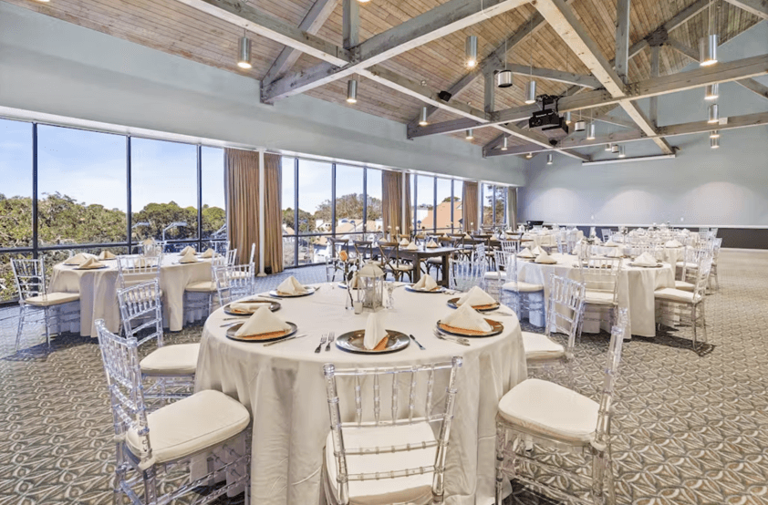 Hook’s Villa - Image 41