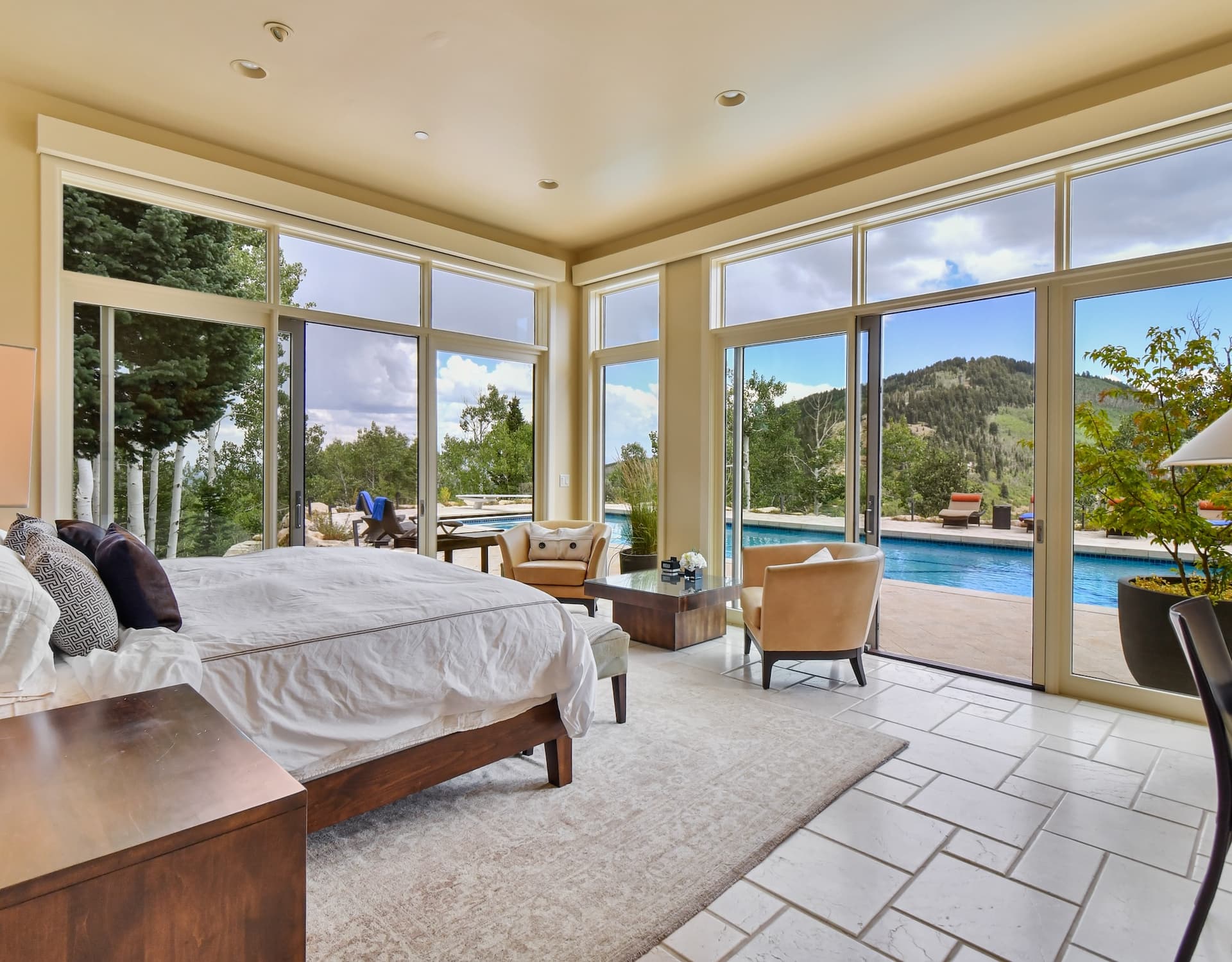 Sky Villa - Image 27