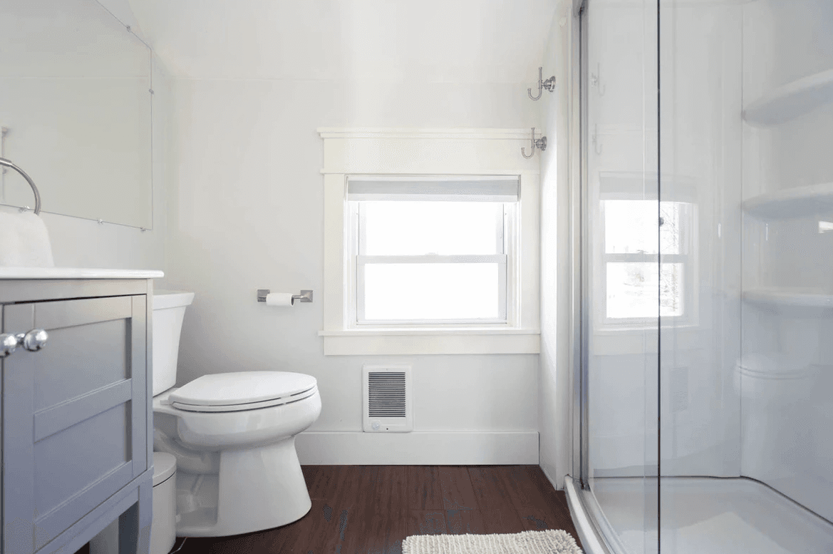 Modern Farmhouse - Image 19