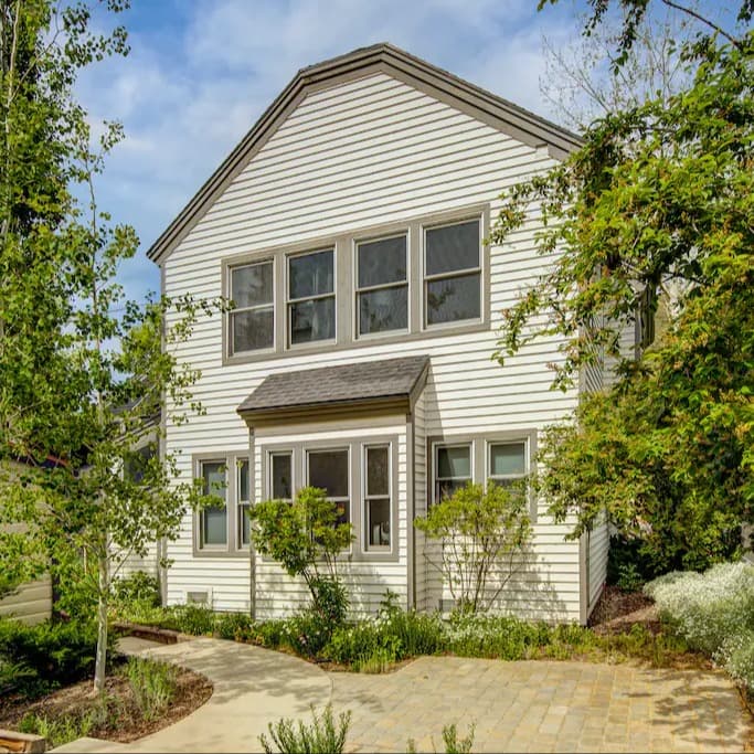 Alpine Retreat Home - Image 6