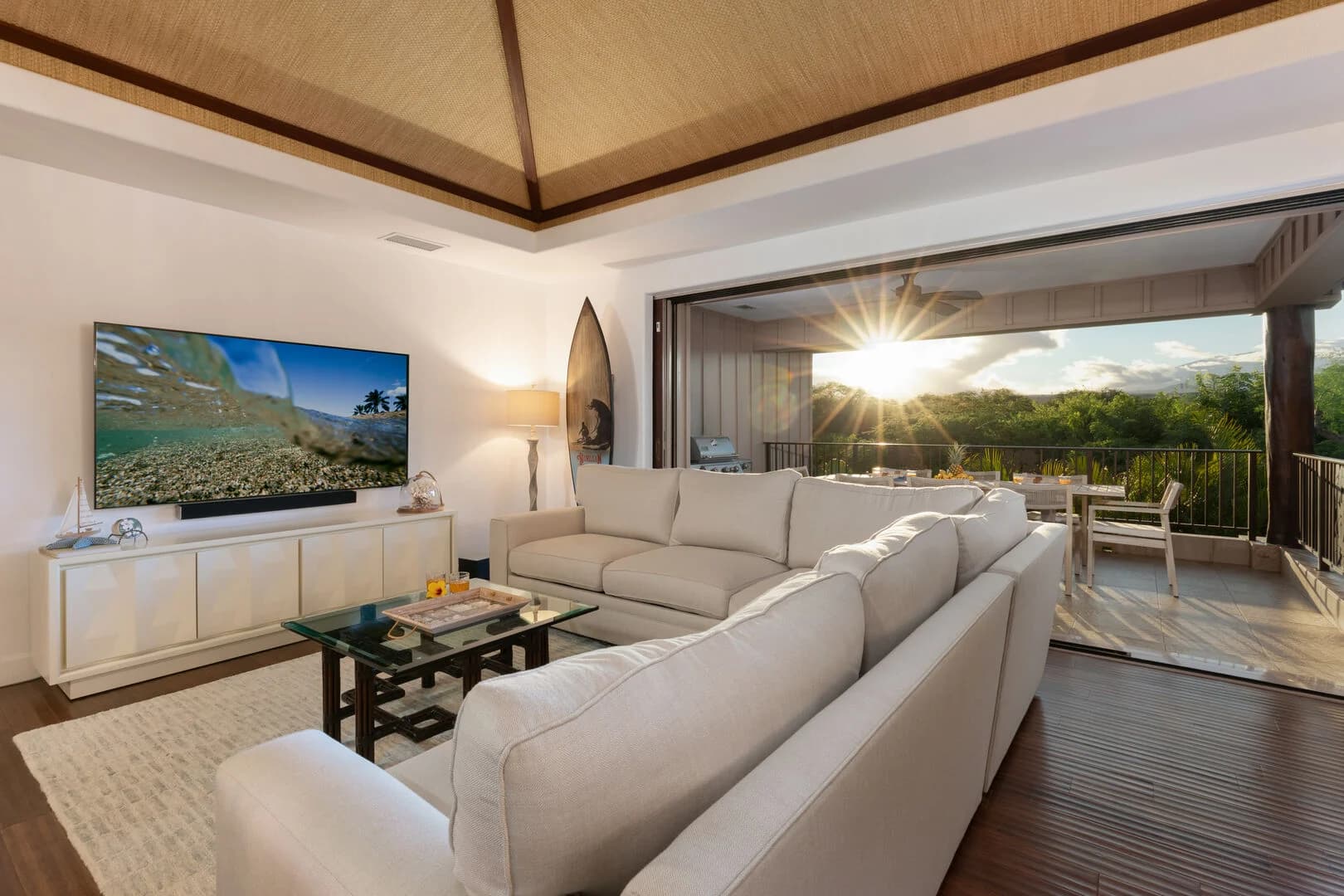 Pineapple Hale - Image 3