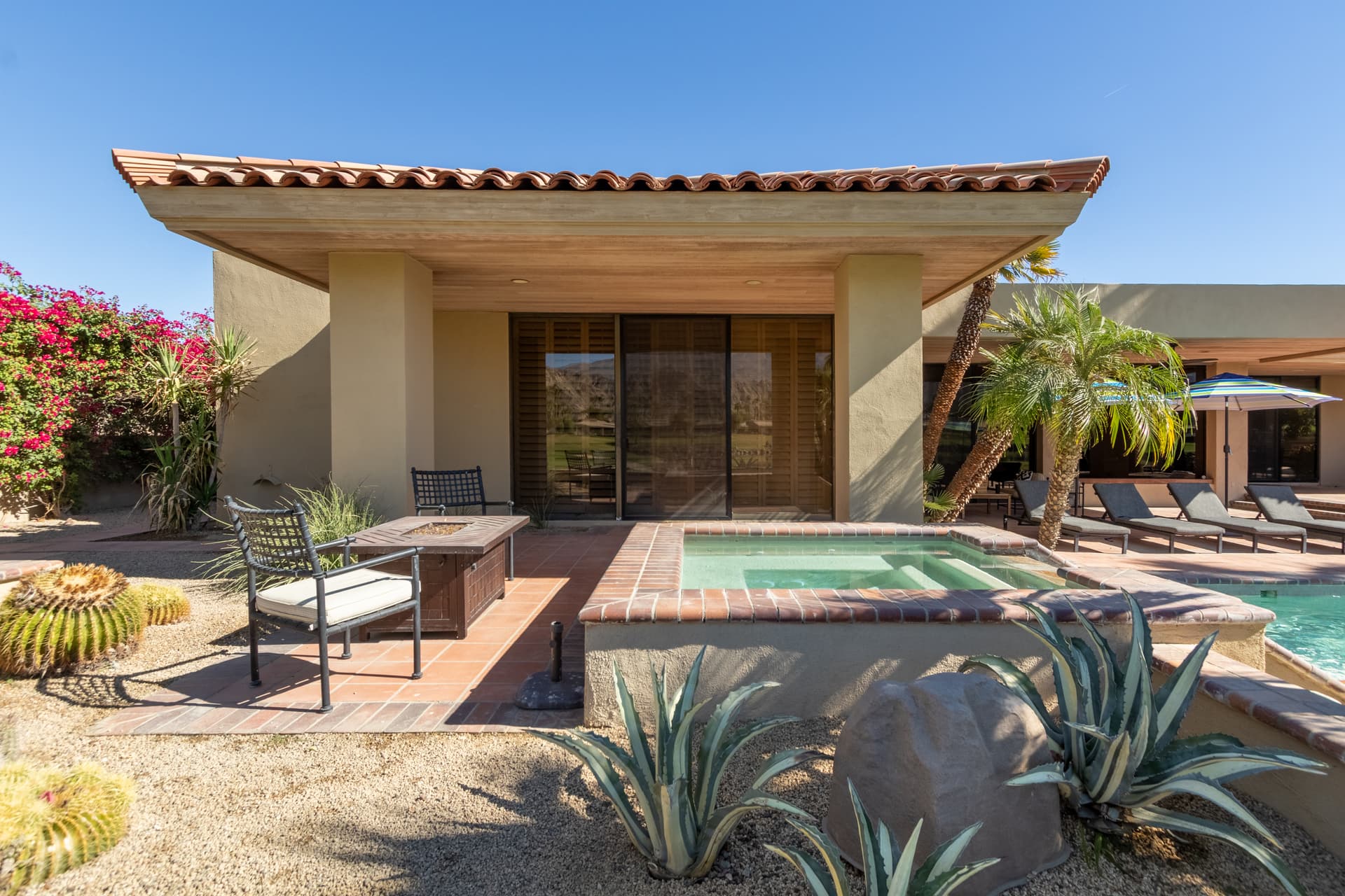 Moonshine - Image 27