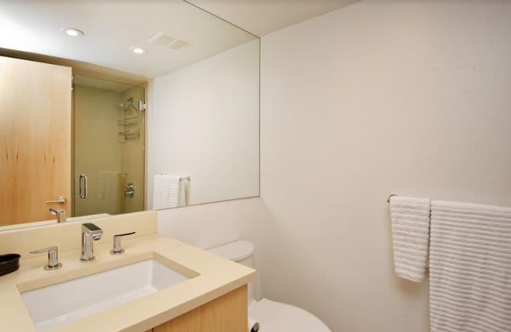 East Cooper Townhome - Image 6