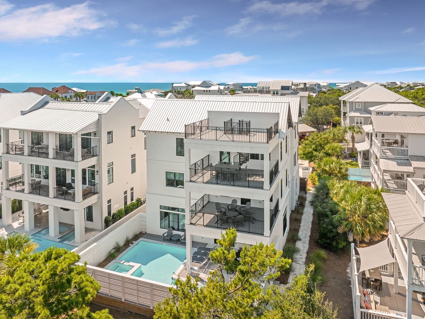 Oz by The Sea - Image 1