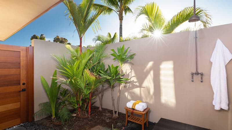 Elegant Escape - Image 17