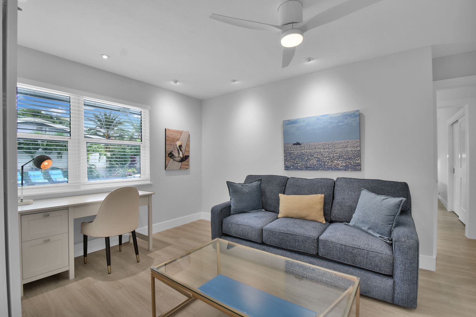 Palms and Playhouse - Image 12