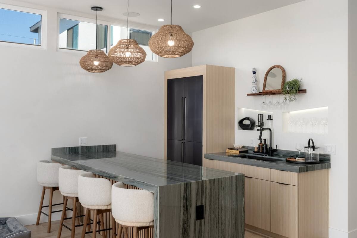 Ocean View Poolside Retreat - Image 16