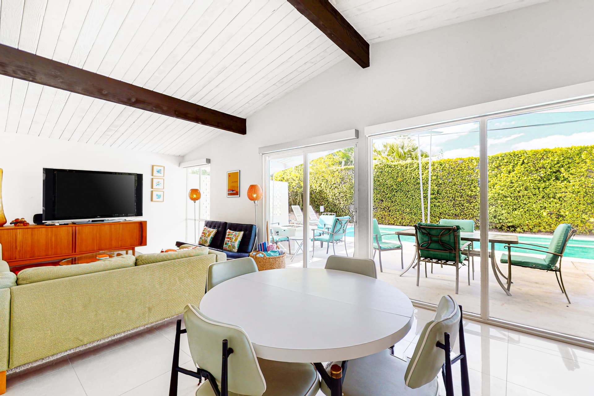 Six Palms Home - Image 5