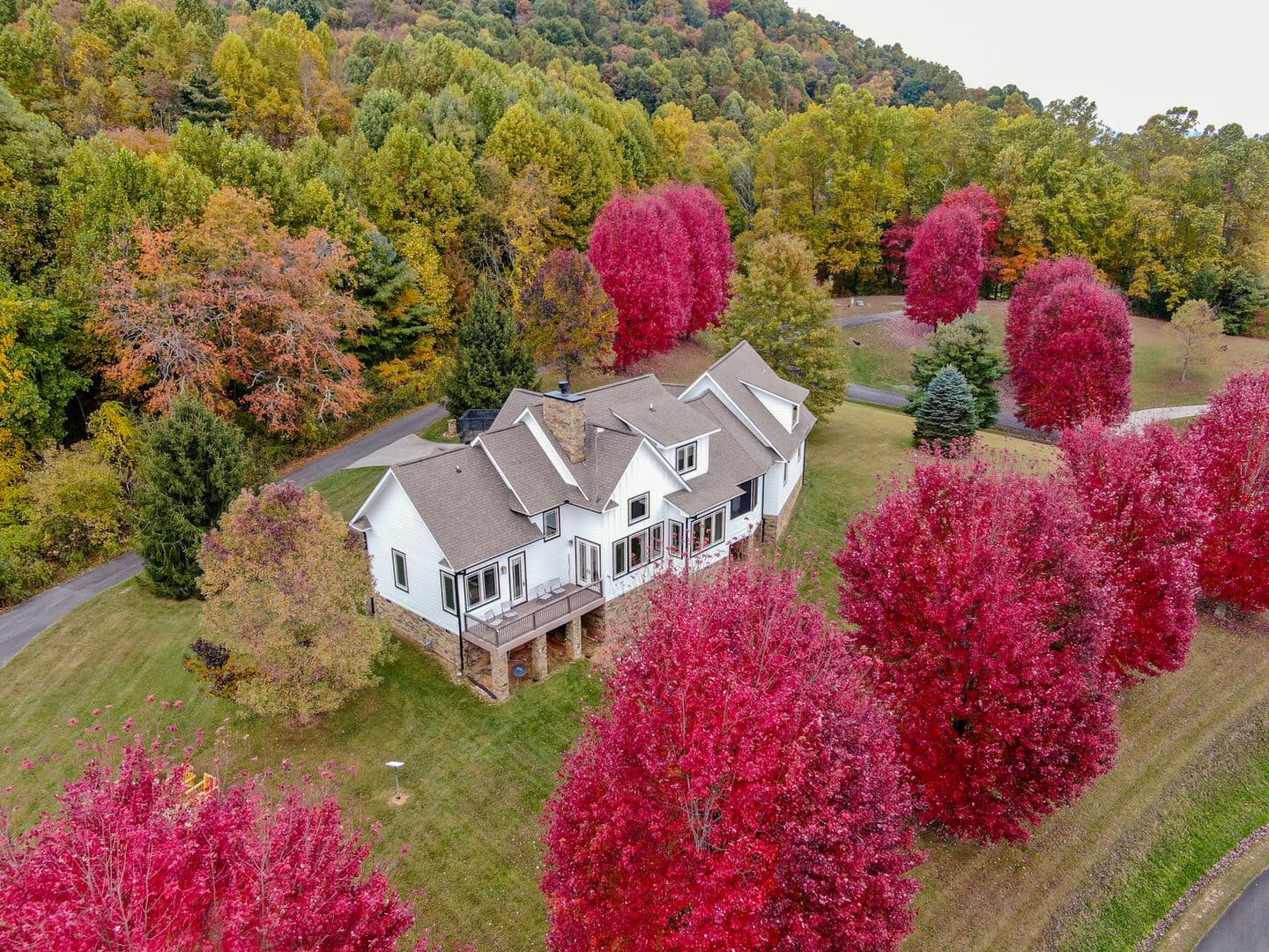 Mountain Top House - Image 32