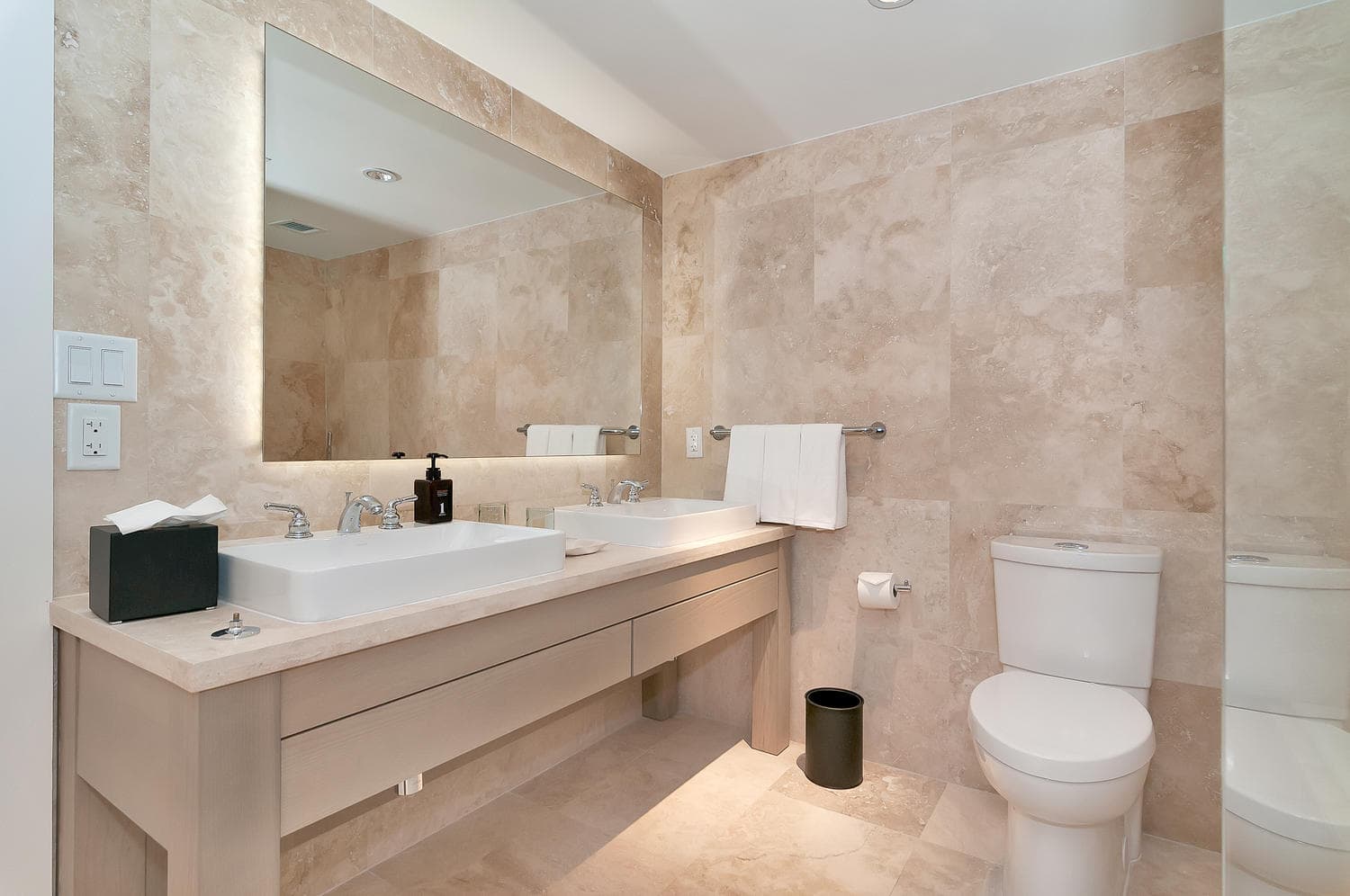 1 Hotel Residence #919 - Image 27