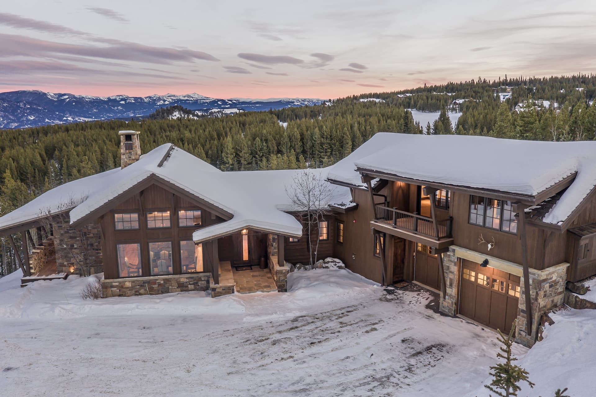 Last Best Chalet - Image 95