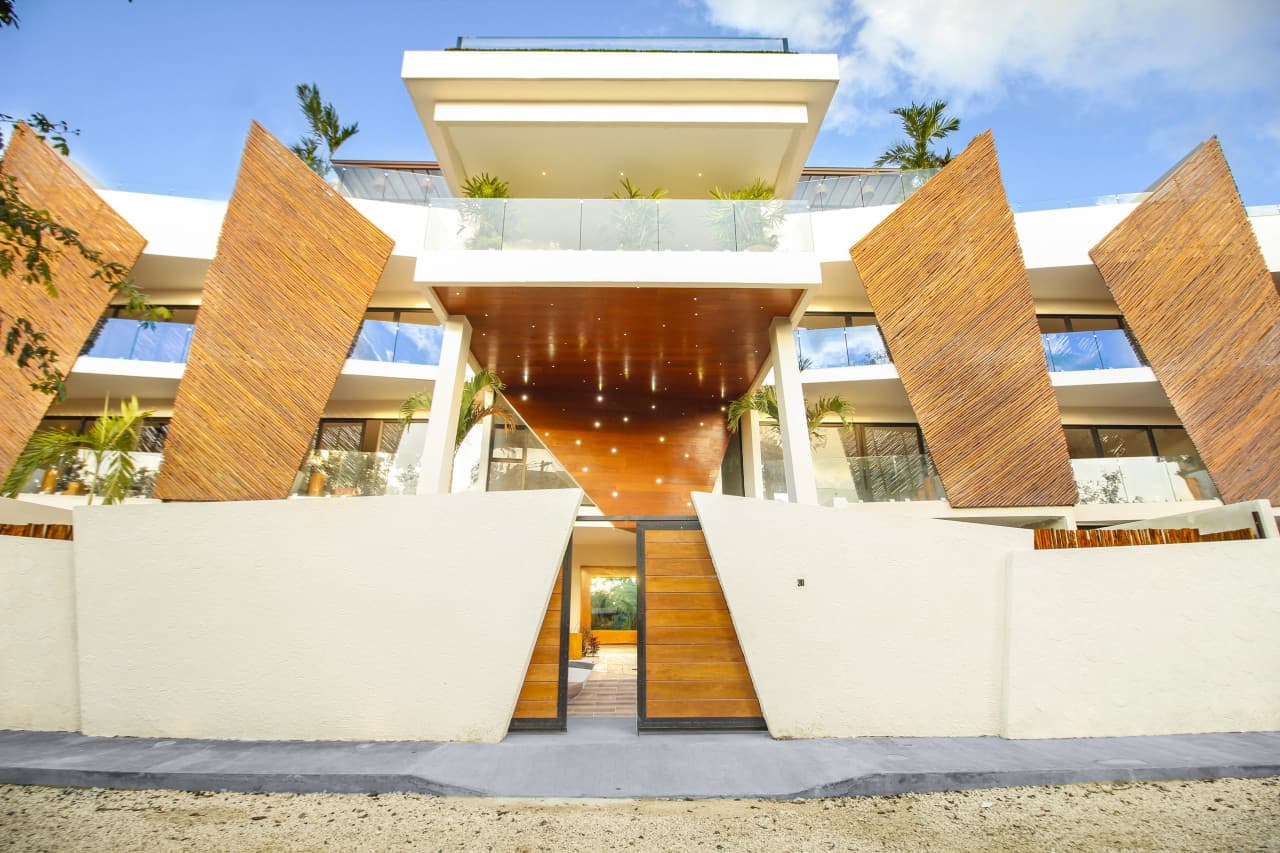 Sunset Pursuit - Image 14