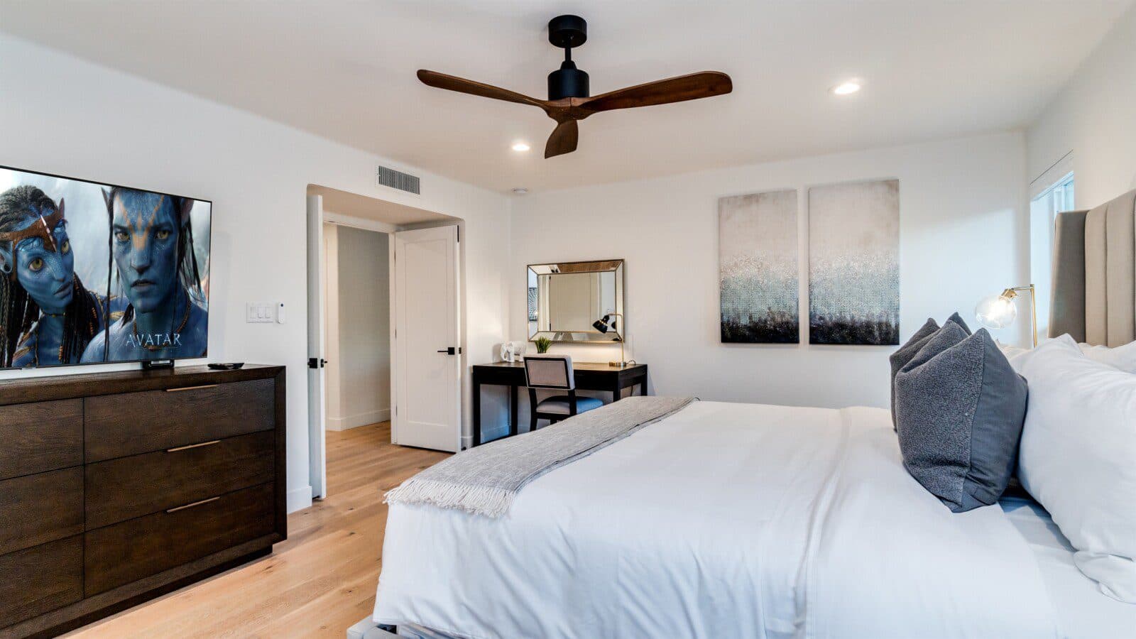 Elegance on the Green - Image 20