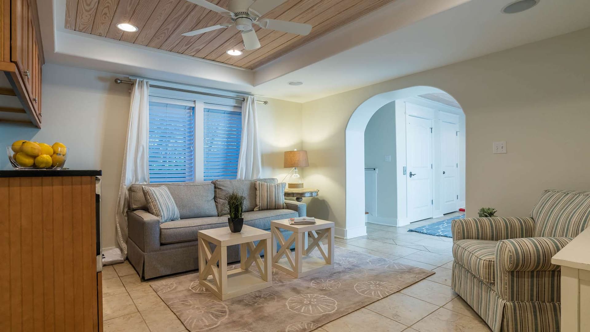 Pelican Paradise A+B - Image 21