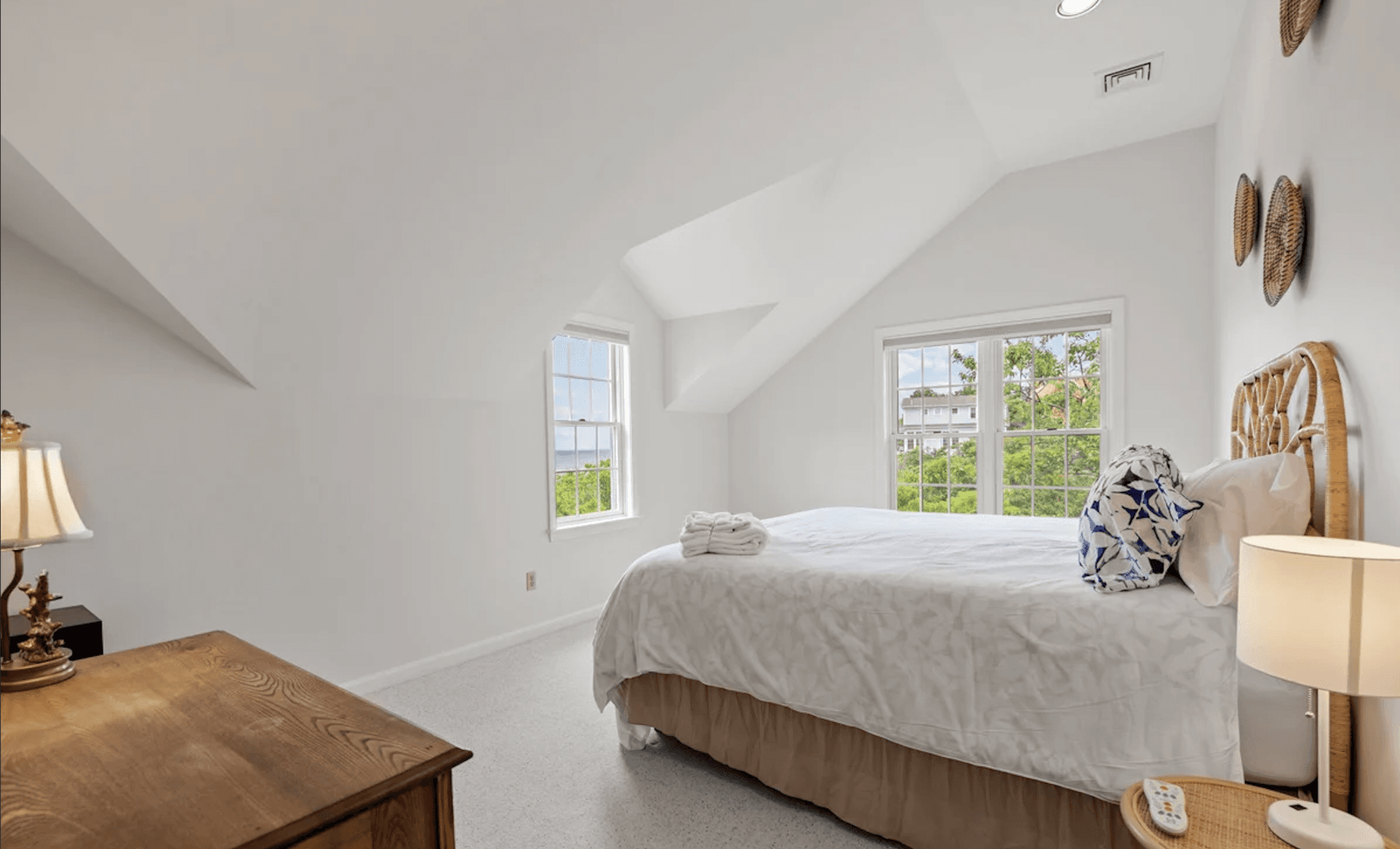 Ocean Whisper - Image 20