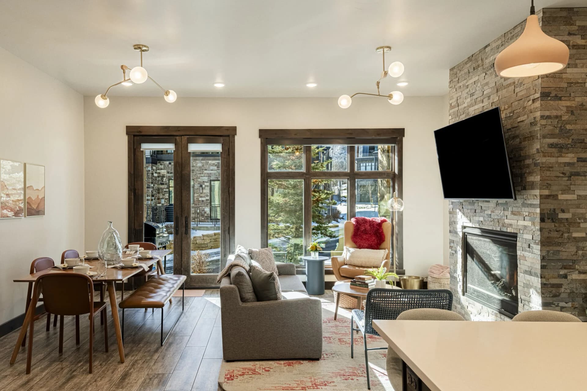 Blackstone Condo #108 - Image 6