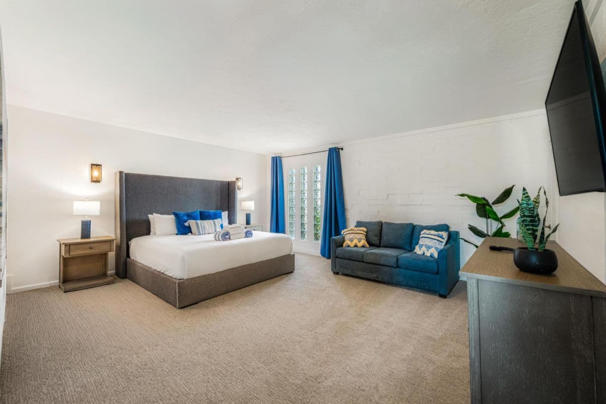 Desert Horizon - Image 24