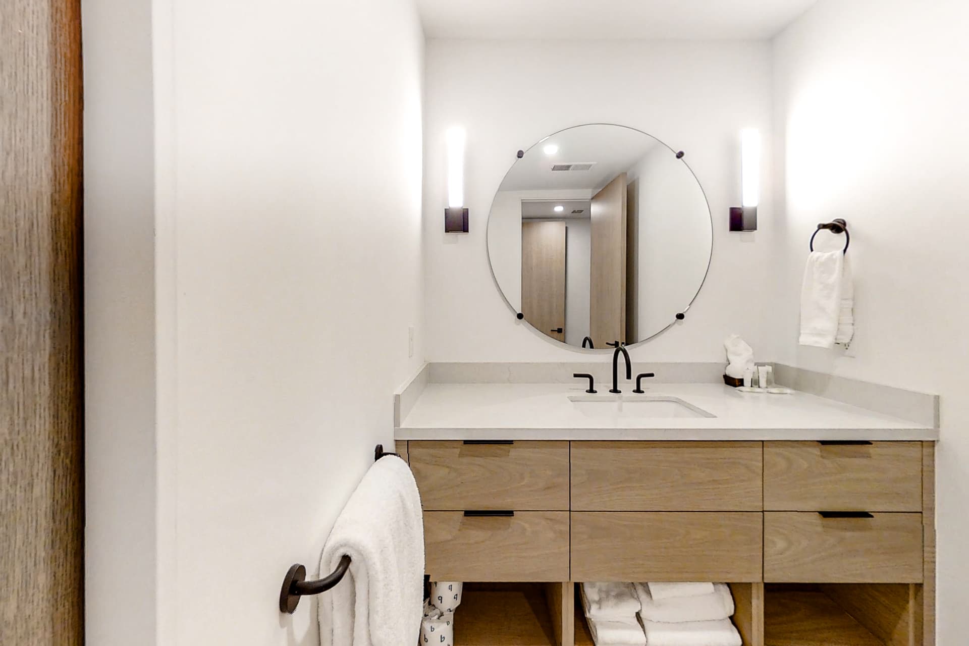 Ridgeline Oasis Place - Image 30