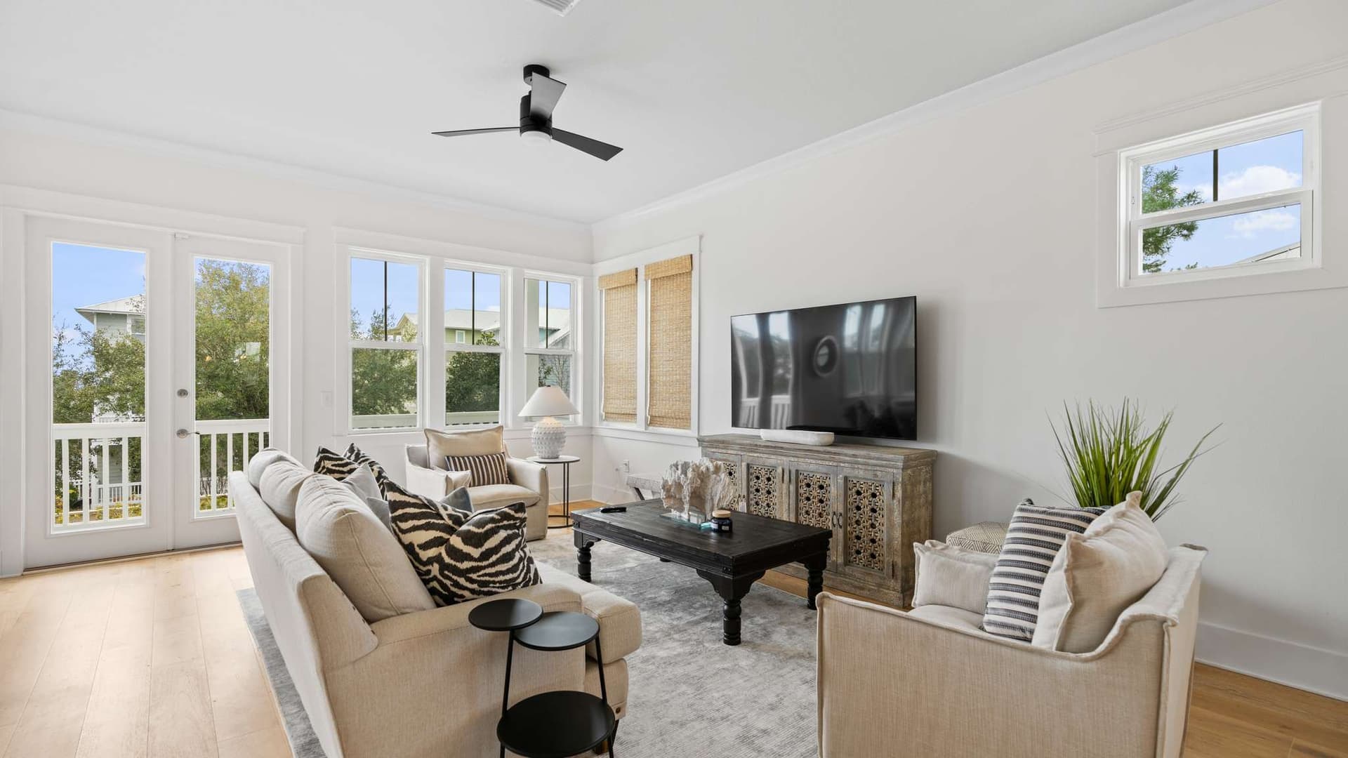 Grande Pointe Escape - Image 2