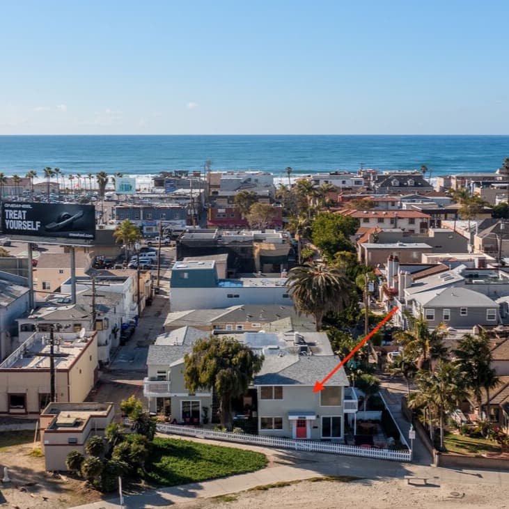 Surf and Bay B Home - Image 1