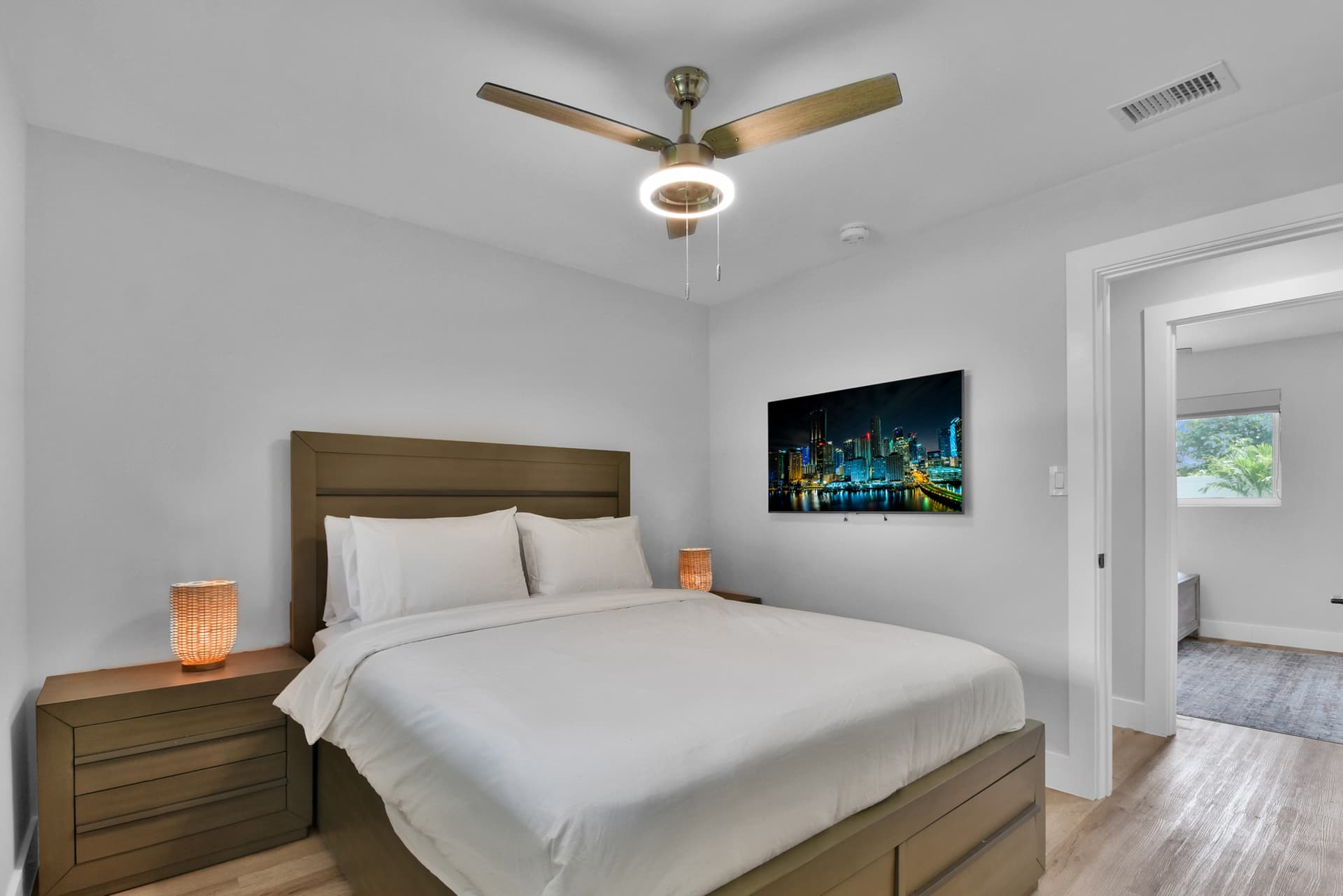 Bluebird House - Image 23