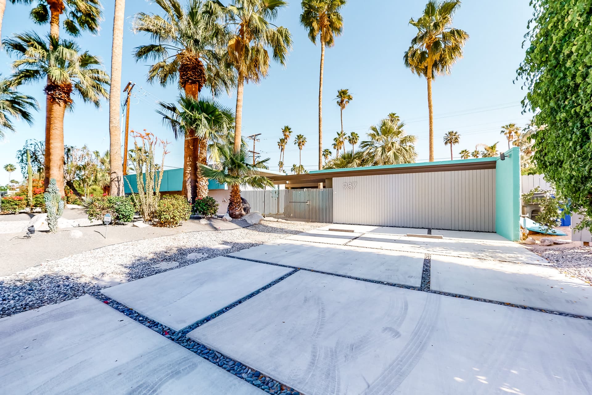 Twin Palms Sunsation - Image 21